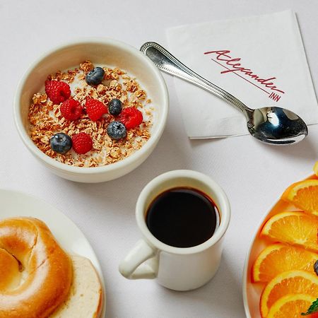 Alexander Inn Филаделфия Екстериор снимка